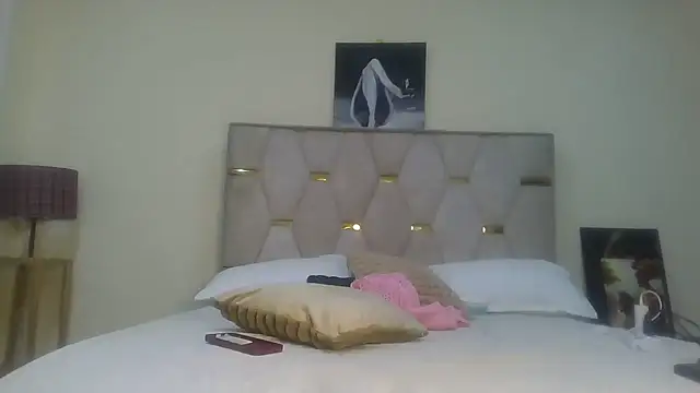 Fine assie online show from 02-06-25, 04:14
