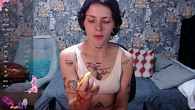 Snapshot of pretty_cristal69 chatting on 06-24-26, 12:20 pretty cristal69 online show from 06-24-26, 12:20