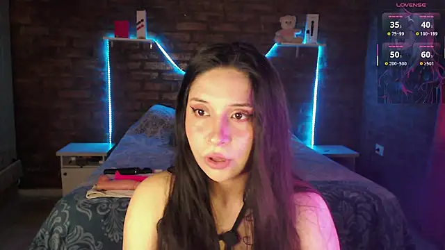 Snapshot of KityEstrover chatting on 11-09-25, 11:03 KityEstrover online show from 11-09-25, 11:03