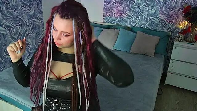 Miss Maya Mils online show from 05-19-26, 01:11