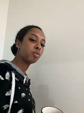 Your Paris online show from 10-27-25, 02:43