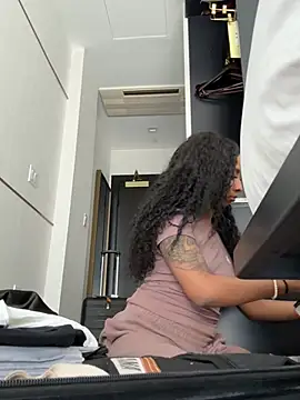 Your Paris online show from 02-23-26, 10:07