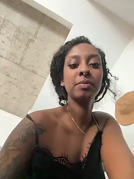 Your Paris online show from 03-22-26, 08:01