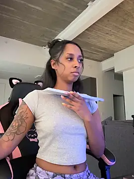 Your Paris online show from 04-06-26, 03:02