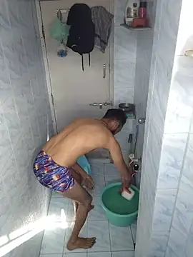 Snapshot of Forbidden_Live143 chatting on 11-19-25, 05:40 Forbidden Live143 online show from 11-19-25, 05:40