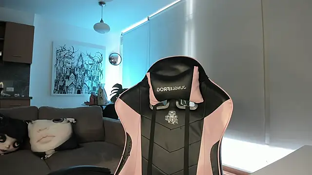 annie gh online show from 04-19-26, 06:10