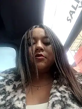 Snapshot of Cristal__04 chatting on 04-23-26, 01:13 Cristal 04 online show from 04-23-26, 01:13