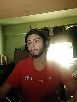 kleineid77 online show from 10-26-25, 01:28