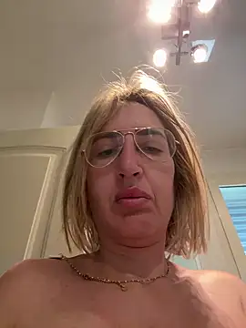 casalinga88 online show from 03-03-25, 06:59