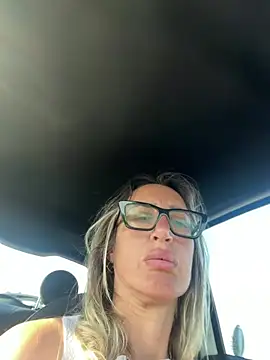 Snapshot of casalinga88 chatting on 07-20-26, 06:17 casalinga88 online show from 07-20-26, 06:17