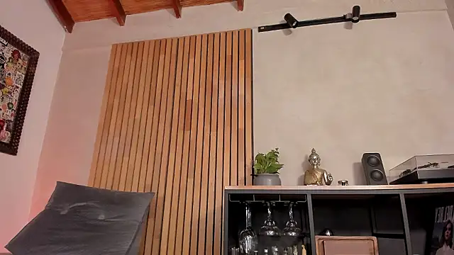 honeyhot69   online show from 03-08-26, 12:09