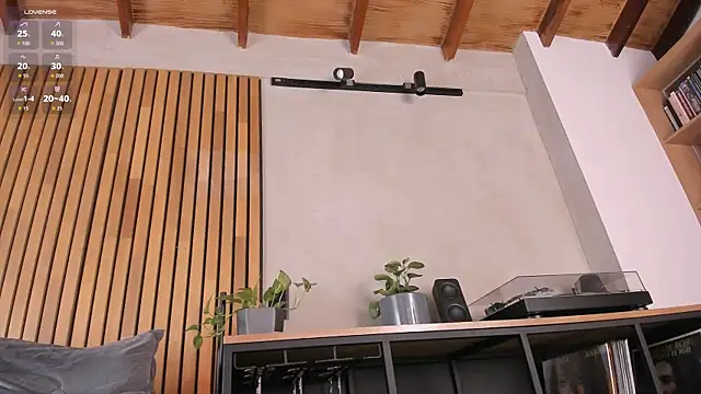 honeyhot69   online show from 06-25-26, 11:04