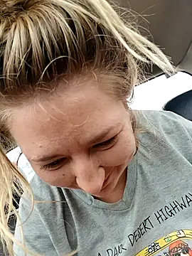 xWhoreAbleX Pika online show from 03-16-25, 03:36