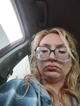 xWhoreAbleX Pika online show from 01-11-26, 08:36