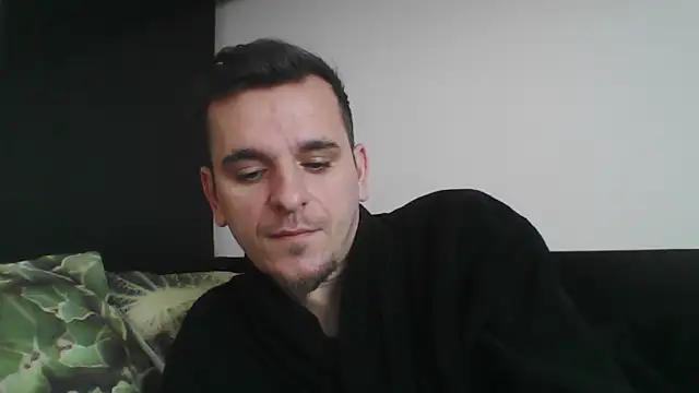 Huge cock22cm online show from 02-15-25, 08:22