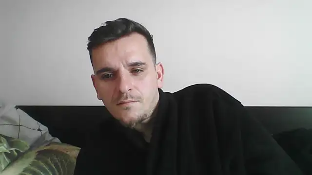 Huge cock22cm online show from 03-05-25, 10:55