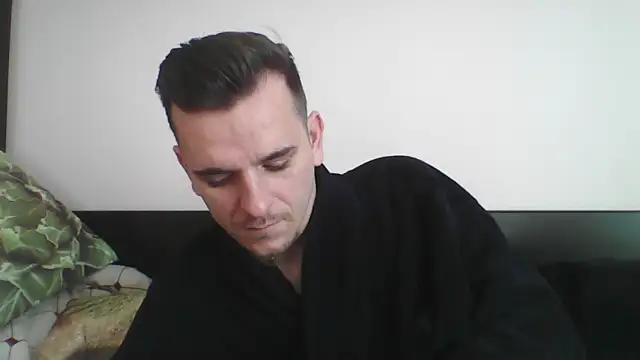 Huge cock22cm online show from 03-08-25, 07:16