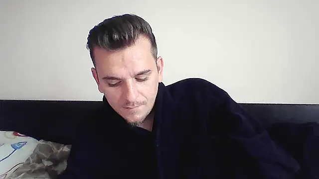 Huge cock22cm online show from 10-08-25, 10:35