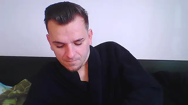 Huge cock22cm online show from 11-15-25, 06:22