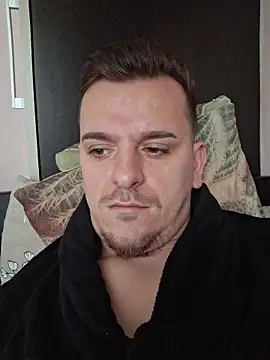 Huge cock22cm online show from 02-06-26, 08:40