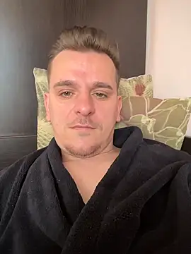 Huge cock22cm online show from 03-26-26, 08:53