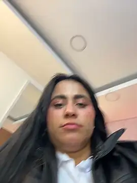 Brenda Garcia online show from 11-21-25, 09:57