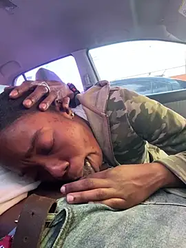 Snapshot of NillaMontana chatting on 01-10-25, 05:13 NillaMontana online show from 01-10-25, 05:13