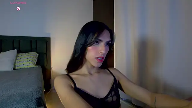 AlanaSofiia online show from 06-04-26, 07:42
