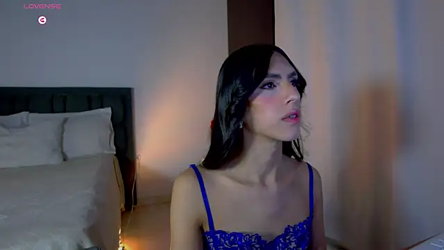 Snapshot of AlanaSofiia chatting on 06-26-26, 04:22 AlanaSofiia online show from 06-26-26, 04:22