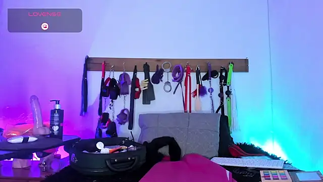 LucyStrike  online show from 12-18-25, 12:17