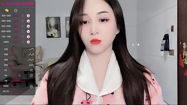 Snapshot of kolll88 chatting on 12-23-24, 03:23 kolll88 online show from 12-23-24, 03:23