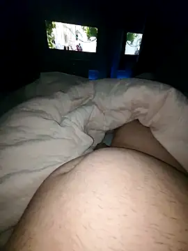 Snapshot of roxy_bigtits1 chatting on 01-12-25, 12:07 roxy bigtits1 online show from 01-12-25, 12:07