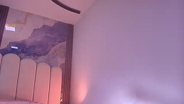 hot dione online show from 04-16-26, 07:14