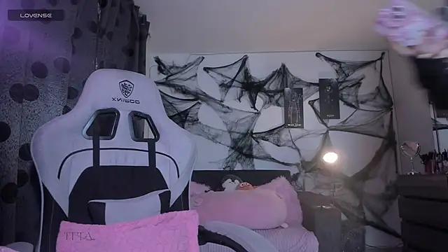 satanbabee online show from 10-20-25, 11:16