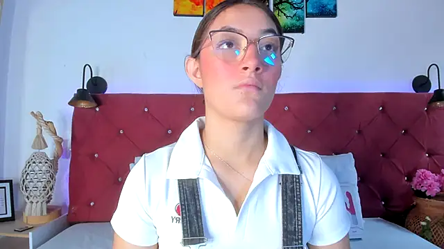 Ruth harvey  online show from 11-01-25, 01:57