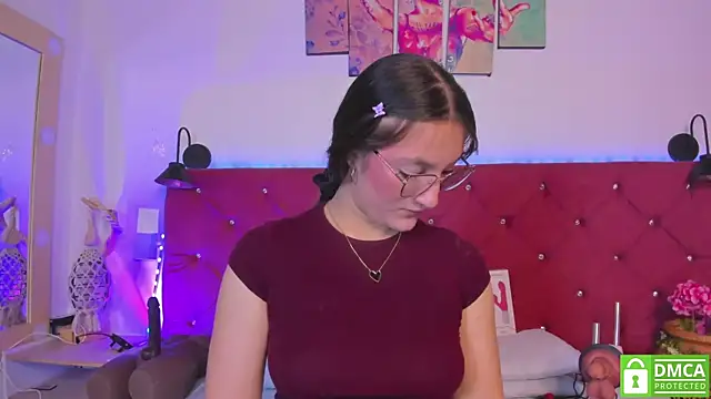 Ruth harvey  online show from 07-17-26, 01:51