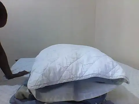 princess-cutie12 online show from 02-06-26, 09:12