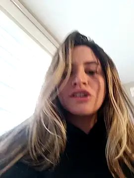 maliciaworld online show from 01-19-25, 06:32