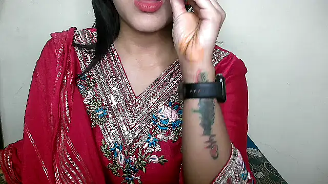 Snapshot of Princess_noorjahan chatting on 01-10-25, 08:26 Princess noorjahan online show from 01-10-25, 08:26