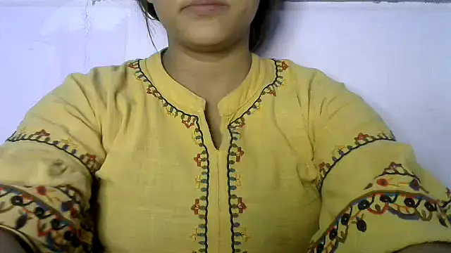 Snapshot of Princess_noorjahan chatting on 11-09-25, 09:40 Princess noorjahan online show from 11-09-25, 09:40