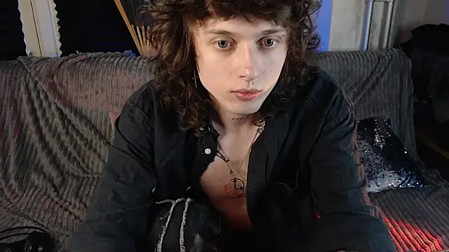 Snapshot of axxxturel chatting on 05-07-26, 01:00 axxxturel online show from 05-07-26, 01:00