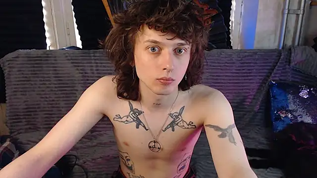 Snapshot of axxxturel chatting on 05-15-26, 11:50 axxxturel online show from 05-15-26, 11:50