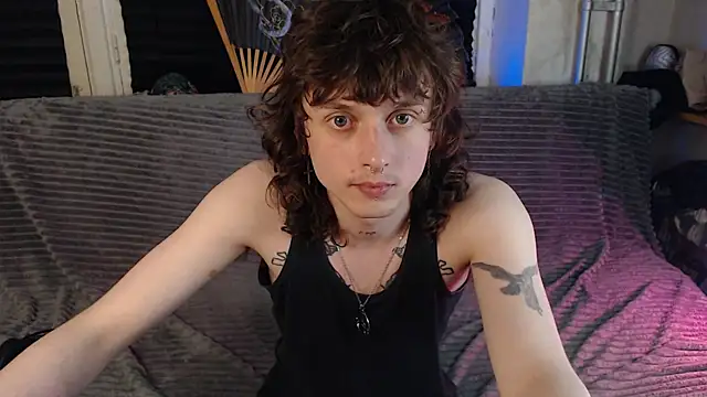 Snapshot of axxxturel chatting on 05-30-26, 05:21 axxxturel online show from 05-30-26, 05:21