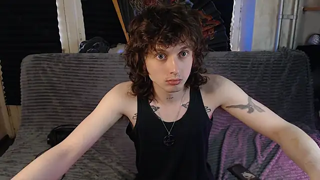 Snapshot of axxxturel chatting on 06-01-26, 01:24 axxxturel online show from 06-01-26, 01:24