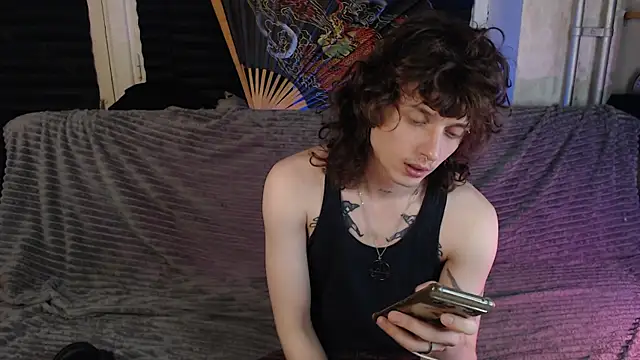 Snapshot of axxxturel chatting on 06-04-26, 05:19 axxxturel online show from 06-04-26, 05:19