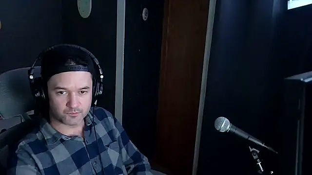 Snapshot of Stix_Zadinia chatting on 04-16-26, 05:47 Stix Zadinia online show from 04-16-26, 05:47