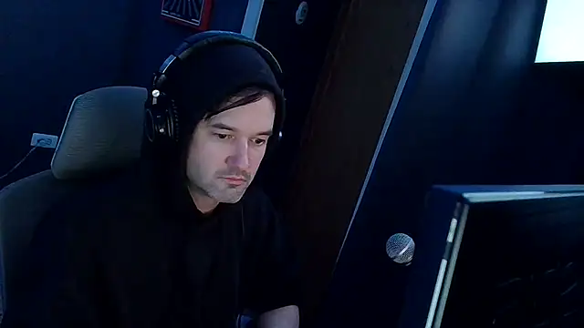 Snapshot of Stix_Zadinia chatting on 05-03-26, 05:13 Stix Zadinia online show from 05-03-26, 05:13