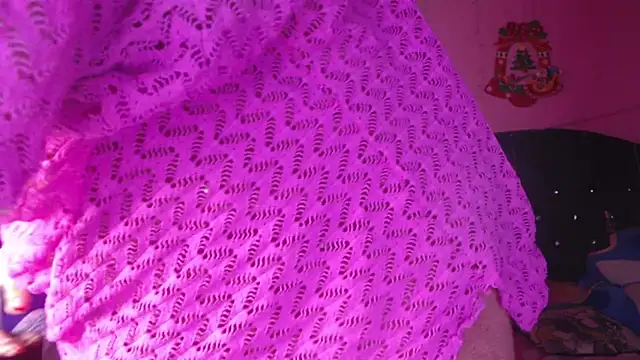 NikkiRous  online show from 10-31-25, 12:50