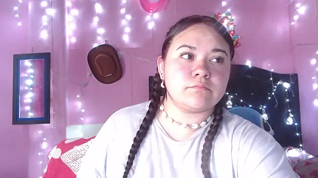 NikkiRous  online show from 11-07-25, 12:43