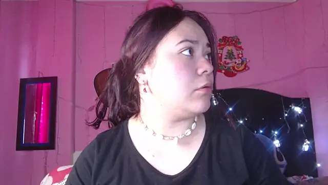 NikkiRous  online show from 11-10-25, 01:21